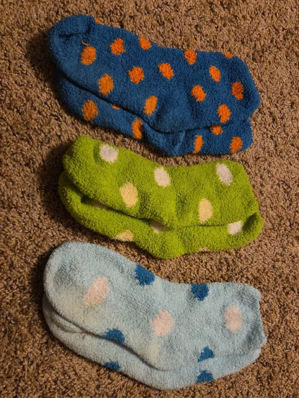 Cozy Polka Dot Fuzzy Socks - Blue/Green/Light Blue